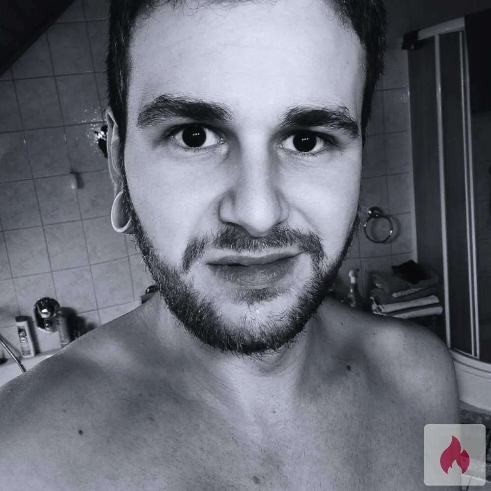 Suche Sie für seriöse Sextreffen - Saarland / Landkreis Merzig-Wadern - Kontaktanzeige