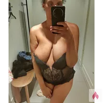 Blowjob bei dir Zuhause TG 60€(Brasilianerin 