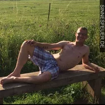 Komme gerne zu Dir und präsentiere mich nackt bei Dir