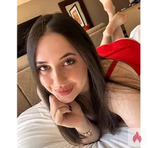 Ich bin als Escort für alle sexuellen Wünsche verfügbar