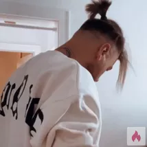 Hallo ich bin Assem 36 Lust auf Abenteuer melde dich  