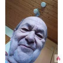 Devote granny gesucht mit megatitten