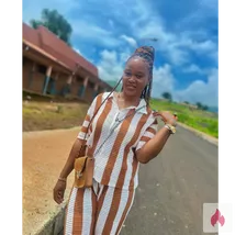 Ich bin eine afrikanische Frau mit heller Haut