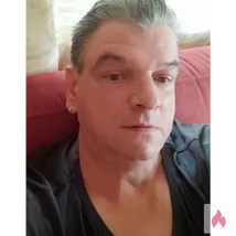Suche Dauerfreundschaft mit einer Frau zwi. 18 und 50j