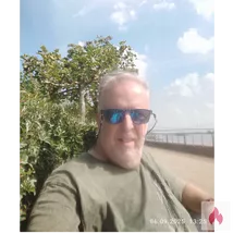 Suche eine Lady mit Style, die gerne verwöhnt wird 