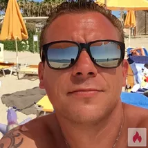 Suche heiße geile Abenteuer….