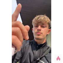 Suche Frau für spaß bin 19jahre München 