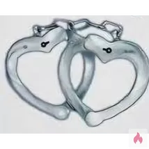 Fürsorgliche Partnerin gesucht. 