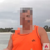 (Ehe)- Frau gesucht für diskreten Spass zu zweit