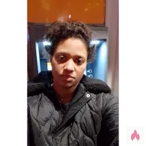 Süsse 29 jährige sucht(TG) Hausbesuch in Hamburg