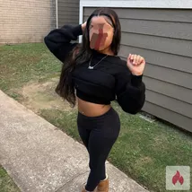 Ich biete erotische Massagen und Blowjobs an.