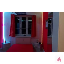 suche körper -weiblich-biete zimmer,kostenlos,wg