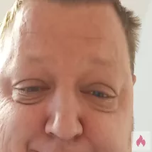 Er sucht Sie Sklavin. Und Hure 