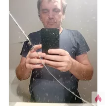 Devot willige m stute sucht aktiv dominanten Kerlen 