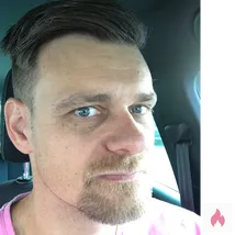 Suche sexy Sie zw. 30-45 Jahre für Freundschaft plus