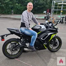 Solo Mann sucht Frau oder Paar  ;-)