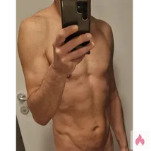Suche Sie 18 bis 30 Jahre 