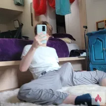 Fröhlicher, unabhängiger Escortservice 