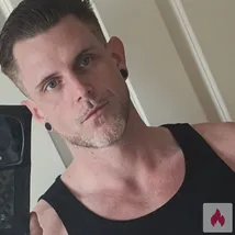 Suche attraktive Frau 25 - 35