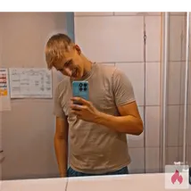 Bin 19 Jahre suche hübsche attraktive Frau