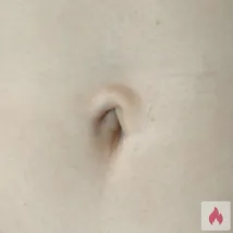 Bauchnabelfetisch