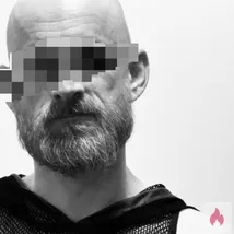 Er sucht Sie/Ihn/Paar