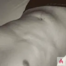 Ausführliche Muschi Massage für die Frau