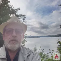Mitbewohnerin 18+ keine Miete aber sex