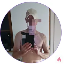 Suche Sie für einen Kehlenfick mit verbundenen Augen